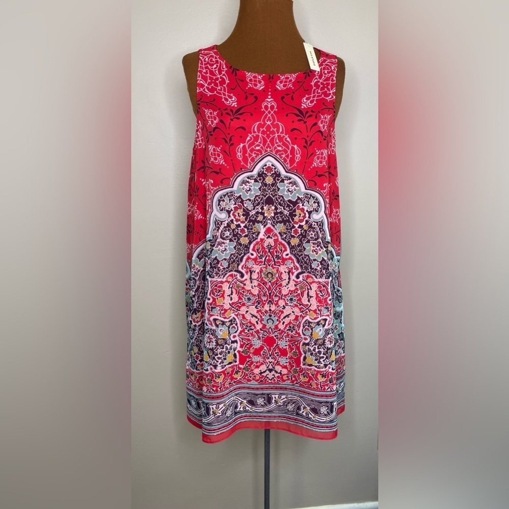 NWT Max Studio Red Scarf Print Sleeveless Shift Dress Size Medium